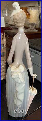 Lladro Large 14 Woman with Dog 4761 Glazed, MINT Secondary Price $380 in Box