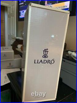 Lladro Large 14 Woman with Dog 4761 Glazed, MINT Secondary Price $380 in Box