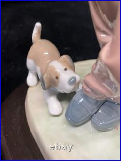 Lladro Large figurine Puppy Dog Tails #5539. RARE