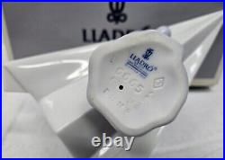 Lladro Let's Fly Away Dog on Airplane #6665 with Original Box and Papers