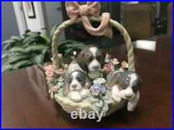 Lladro Litter of Love 1441 Figurine Puppies in Basket. Excellent condition