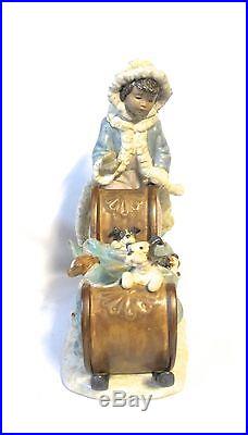 Lladro Lovely Figure Girl with puppy dogs in a sled ceramic porcelain (#878)