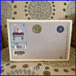 Lladro Maltese Dogs Looking Pretty #6688 Porcelain Figurine with Original Box