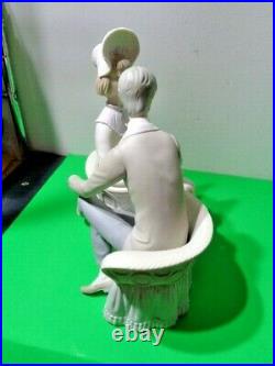Lladro Me & You # 4830 Man & woman with Dog Figurine Matte Finish (11 by 9)