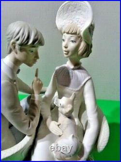 Lladro Me & You # 4830 Man & woman with Dog Figurine Matte Finish (11 by 9)