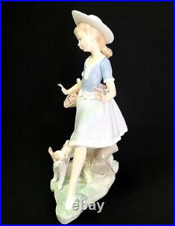 Lladro Mirth In The Country Figurine 4920 Girl With Puppy Dog 1974 No Box