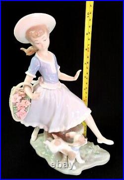 Lladro Mirth In The Country Figurine 4920 Girl With Puppy Dog 1974 No Box