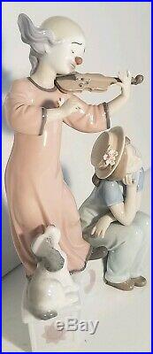 Lladro Music For a Dream 01006900 Clown playing his violin for a young girl, dog