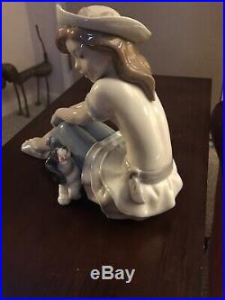 Lladro My Playful Pet 01008645 Girl With Dog