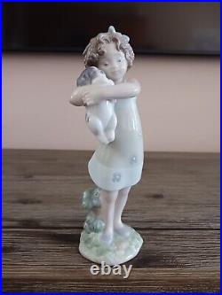 Lladro My Sweet Little Puppy8531