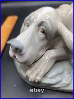 Lladro NAO Bloodhound Dog Basset Hound Puppy Figurine 11 1/2 Spain Porcelain