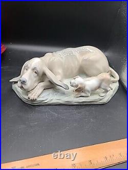 Lladro NAO Bloodhound Dog Basset Hound Puppy Figurine 11 1/2 Spain Porcelain