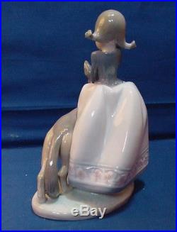 Lladro NOT SO FAST 8 1/2 Girl With Dog Figurine #1533 No Box
