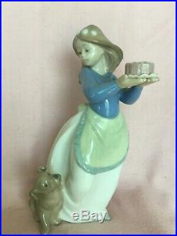 Lladro Nao Birthday Girl with Cake for Dog Porcelain Figurine /Original box