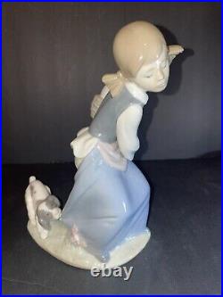 Lladro Naughty Dog #4982 Retired Excellent Condition No-Box