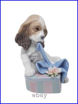 Lladro No. 8312 Can't wait puppy dog Pottery Ornament Figurine no Box USED