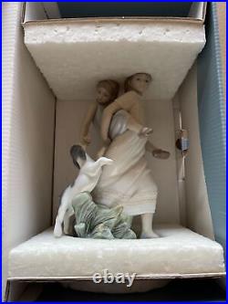 Lladro Oh Happy Days #8353 In Box Family Sisters And Dog