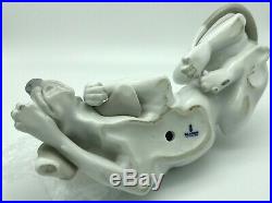 Lladro Old Dog #1067 Retired Hound First Quality Mint Condition