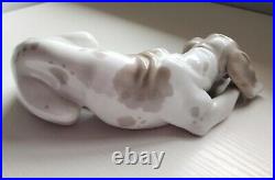 Lladro Old Dog, 1067. Retired, Lovely Condition, Approx 9.5 Length