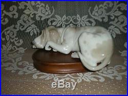 Lladro Old Hound Dog #1067 Collectible Condition