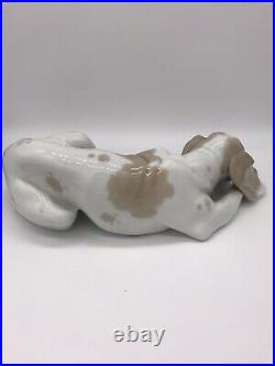 Lladro Old Hound Dog #1067 Figurine Collectible Modern Art
