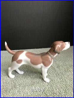 Lladro On Guard Beagle Dog Figurine #5350 RARE Mint