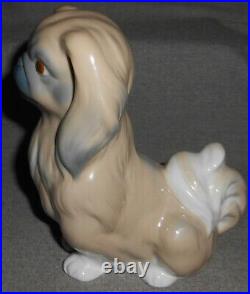 Lladro PEKINGESE DOG SITTING Porcelain Figurine HAND MADE in SPAIN