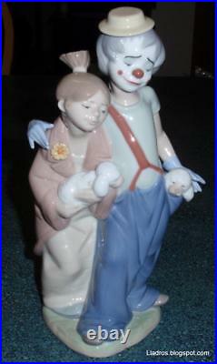 Lladro Pals Forever Clown With Puppy Dogs Figurine #7686 Cute Collectible GIft