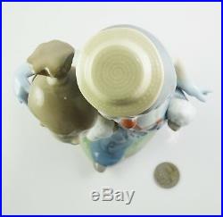 Lladro Pals Forever Clown with Puppy Dogs Figurine # 7686 Collector's Society sf