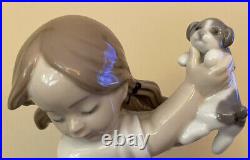 Lladro Pick Of The Litter 7621 Porcelain Figurine Girl With Dog & Puppies Nwot