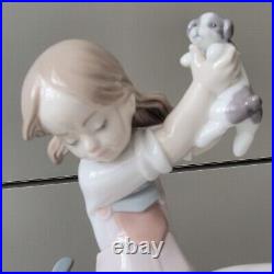 Lladro Pick Of The Litter Child Girl Dog Puppies Figurine 7621 Original Box EUC