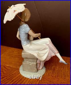 Lladro Picture Perfect #7612 Figurine (Collector's Society 1990)-Mint-Orig. Box