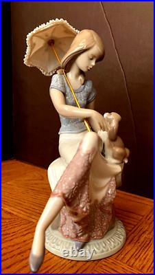 Lladro Picture Perfect #7612 Figurine (Collector's Society 1990)-Mint-Orig. Box