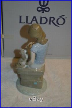 Lladro Picture Perfect Girl with Parasol and Dog Figurine with Box #7612