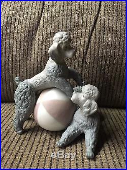 Lladro Playful Dogs Figurine #1258 Poodles With Ball Matte Finish PERFECT Dogs