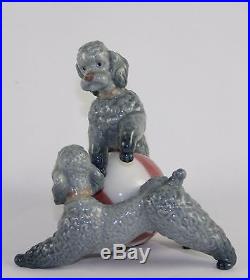 Lladro Playful Dogs (red) #1258 Figurine Poodles With Ball Perfect