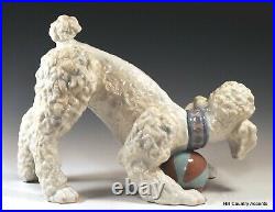 Lladro Playful Poodle #6557 Large Dog Playing With Ball Msrp $760 Mint