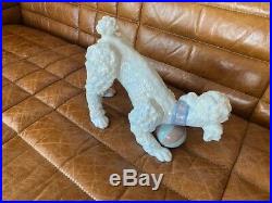 Lladro Playful Poodle Dog Figurine withBox #6557 with original box Excellent