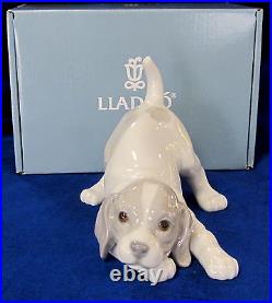 Lladro Playful Puppy Dog Brand New In Box #9135 Cute Grey & White Free Shipping