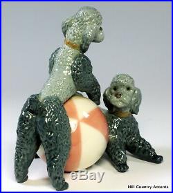 Lladro Playing Poodles #1258 Two Dogs Playing With Ball $825 Value Mint