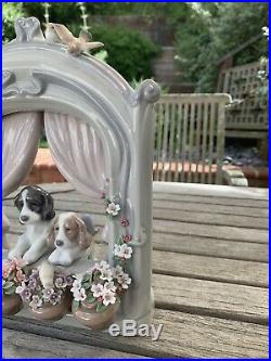 Lladro Please Come Home 6502 Dogs, Spaniels, Flowers, Birds