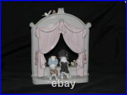 Lladro Please Come Home Dogs Figurine with box Retail$1295