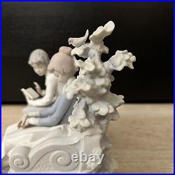 Lladro Poetry Of Love #5442 Boy And Girl Sitting On Park Bench with Dog Matte