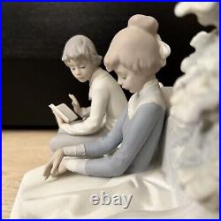 Lladro Poetry Of Love #5442 Boy And Girl Sitting On Park Bench with Dog Matte