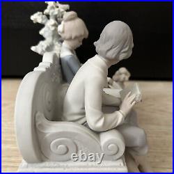 Lladro Poetry Of Love #5442 Boy And Girl Sitting On Park Bench with Dog Matte
