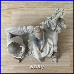 Lladro Poetry Of Love #5442 Boy And Girl Sitting On Park Bench with Dog Matte