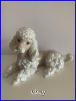 Lladro Porcelain #6337 French Poodle Dog Pink Bow Retired Figurine