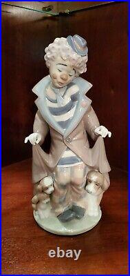 Lladro Porcelain Clown Figurine # 5901 Surprise- Clown & Dogs