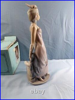 Lladro Porcelain Figurine #5174 Couplet Lady Lady With Dog with Box 13 1/4