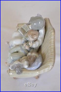 Lladro Porcelain Figurine Big Sister #5735 Dog Sisters on Couch